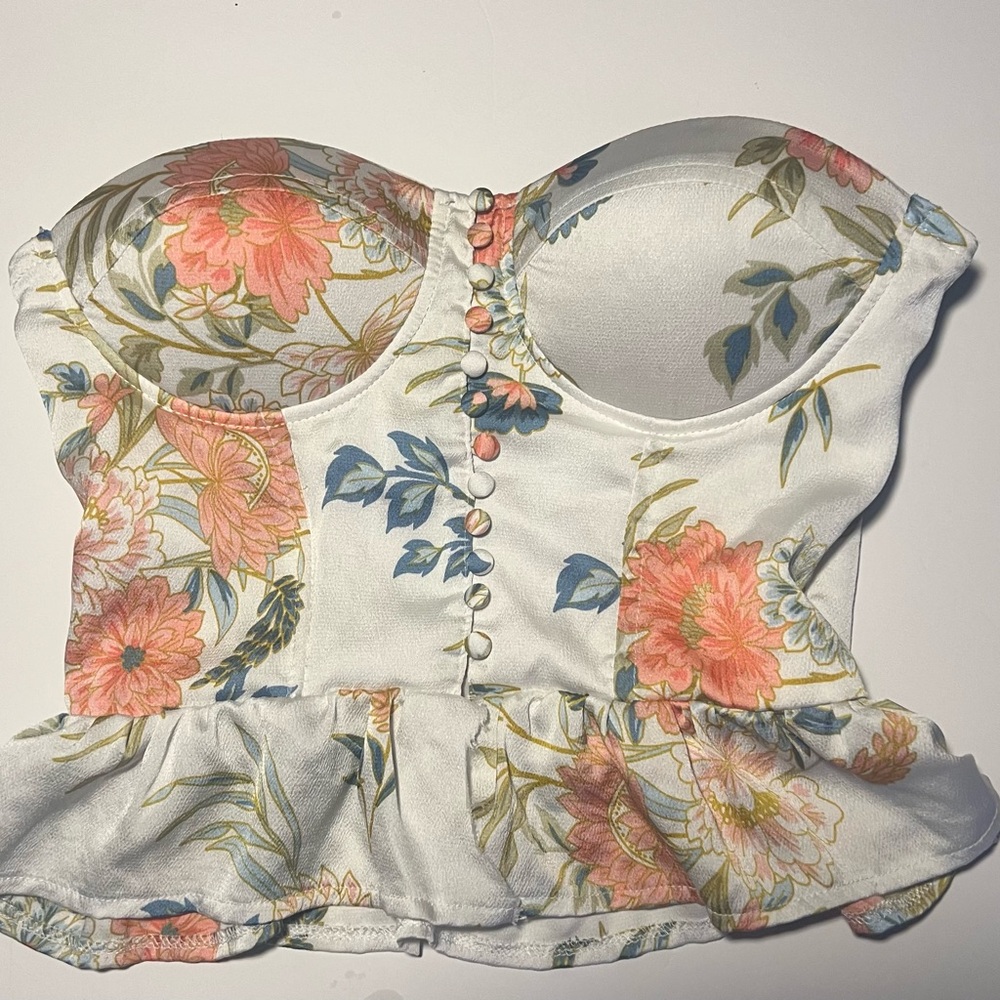 superdown Floral Print Crop Top